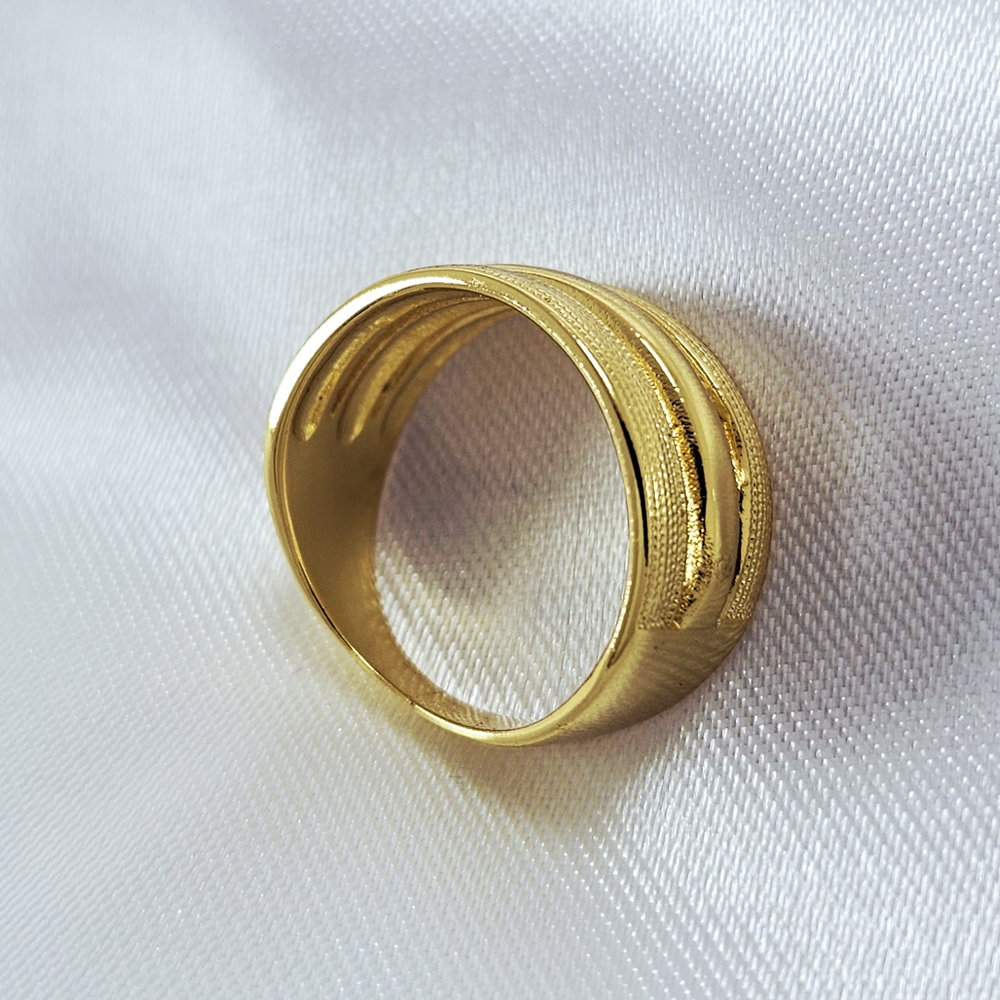 Anel três fios liso e detalhado - Imagem 2