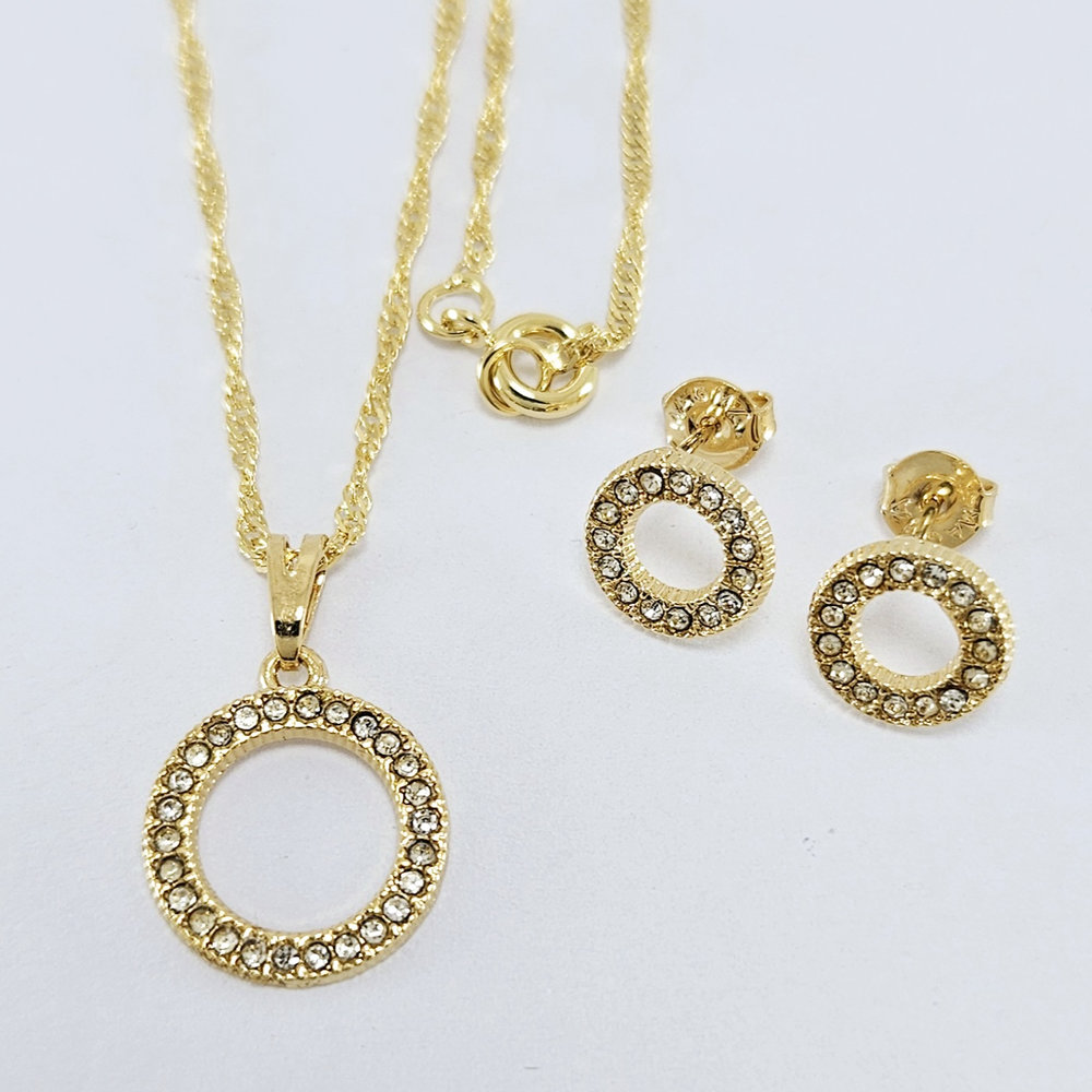 Conjunto circular vazado cravejado em zircônia