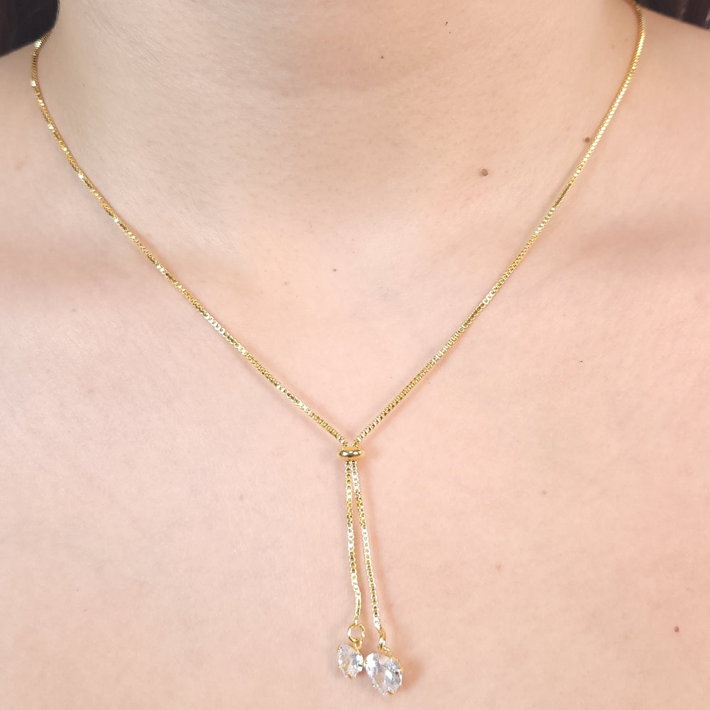 Gargantilha gravatinha coração duplo com pedra cristal