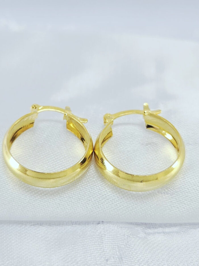 Brinco argola boleada dourado