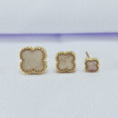 Trio de brincos trevo bege