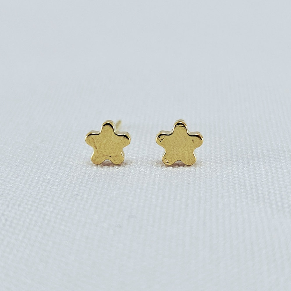 Brinco infantil estrela