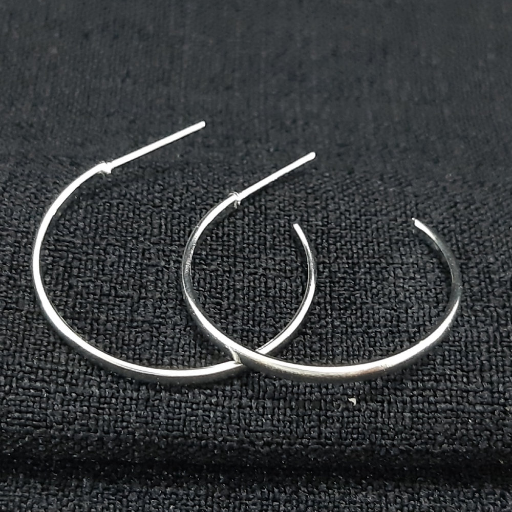 Argola aberta fio liso