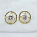 Brinco redondo cravejado em zircônia