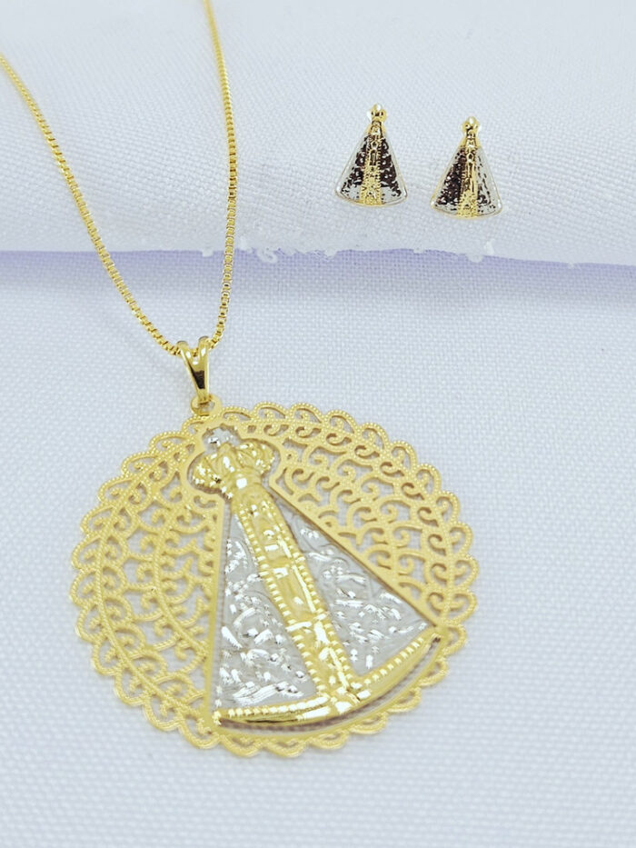 Conjunto N.S  aparecida com detalhe ródio