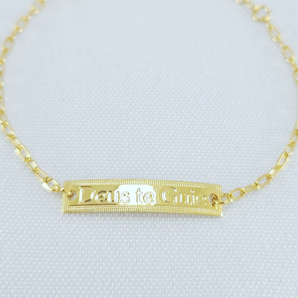 Pulseira infantil com placa ´DEUS TE GUIE´ - Imagem 2