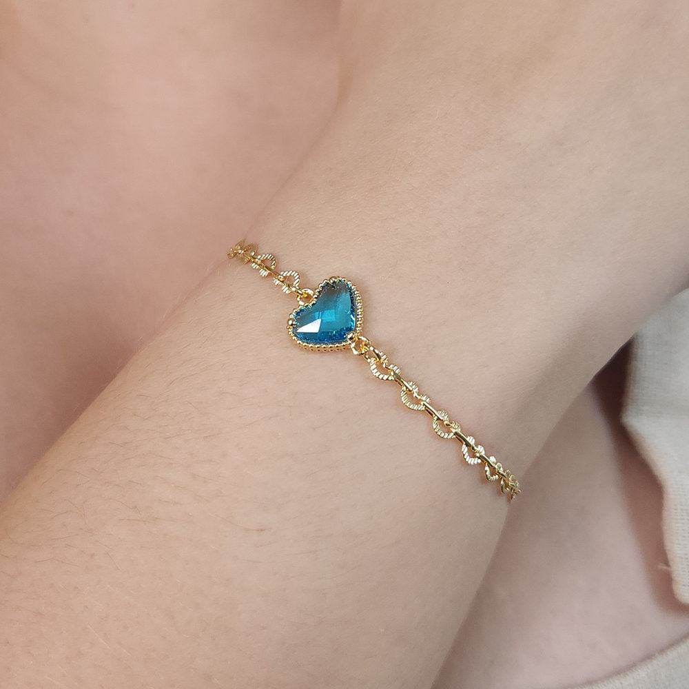 Pulseira elos trabalhado com coração - Imagem 4