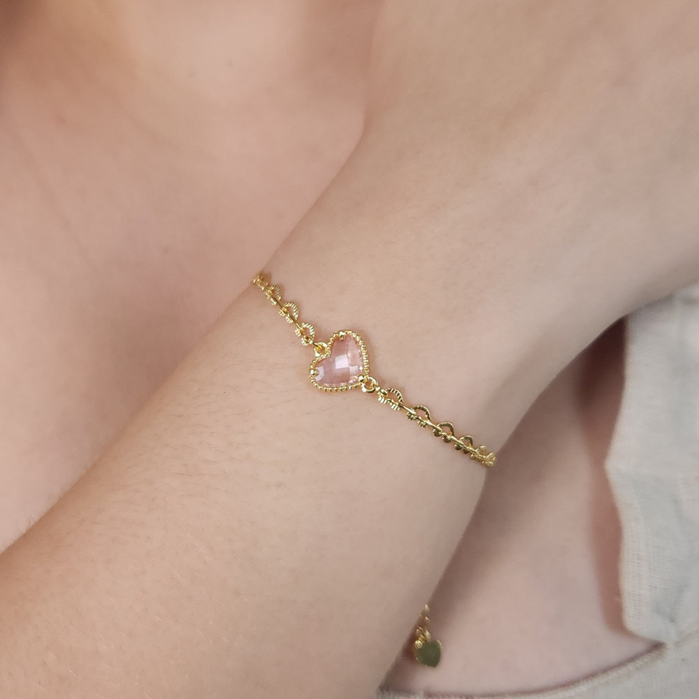 Pulseira elos trabalhado com coração - Imagem 2