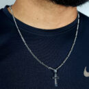 Gargantilha masculina cruz