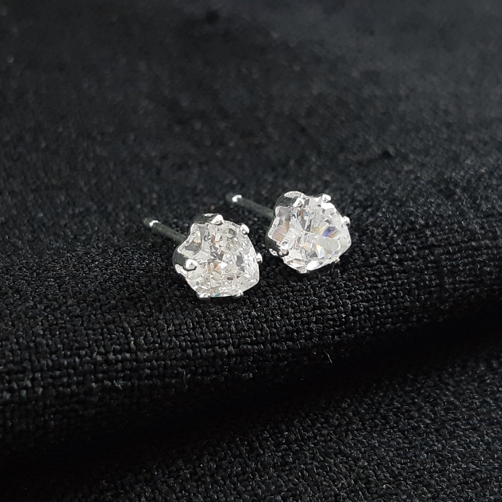 Brinco pedra cristal coração - Imagem 2