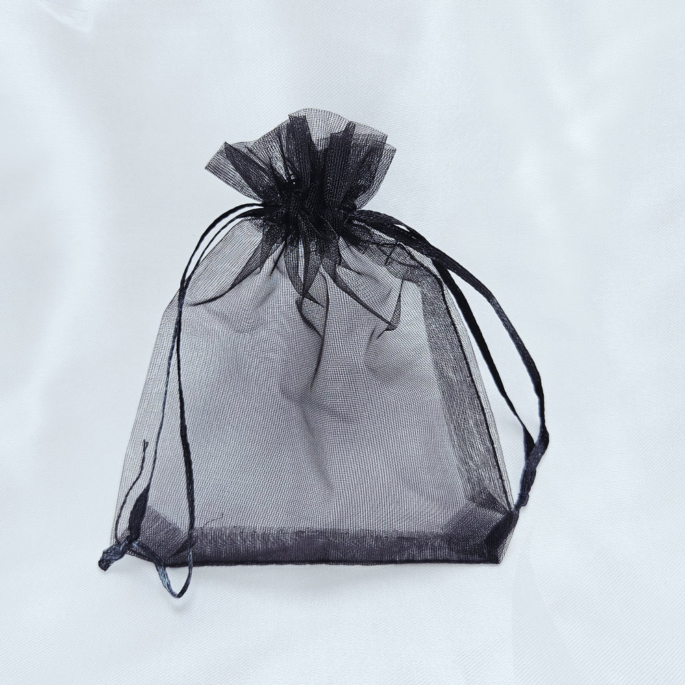 Saquinho de organza médio