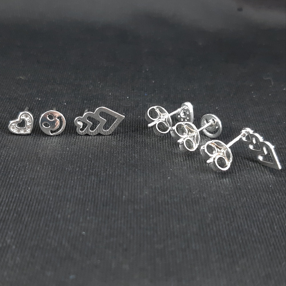 Trio de brincos diversos prateado