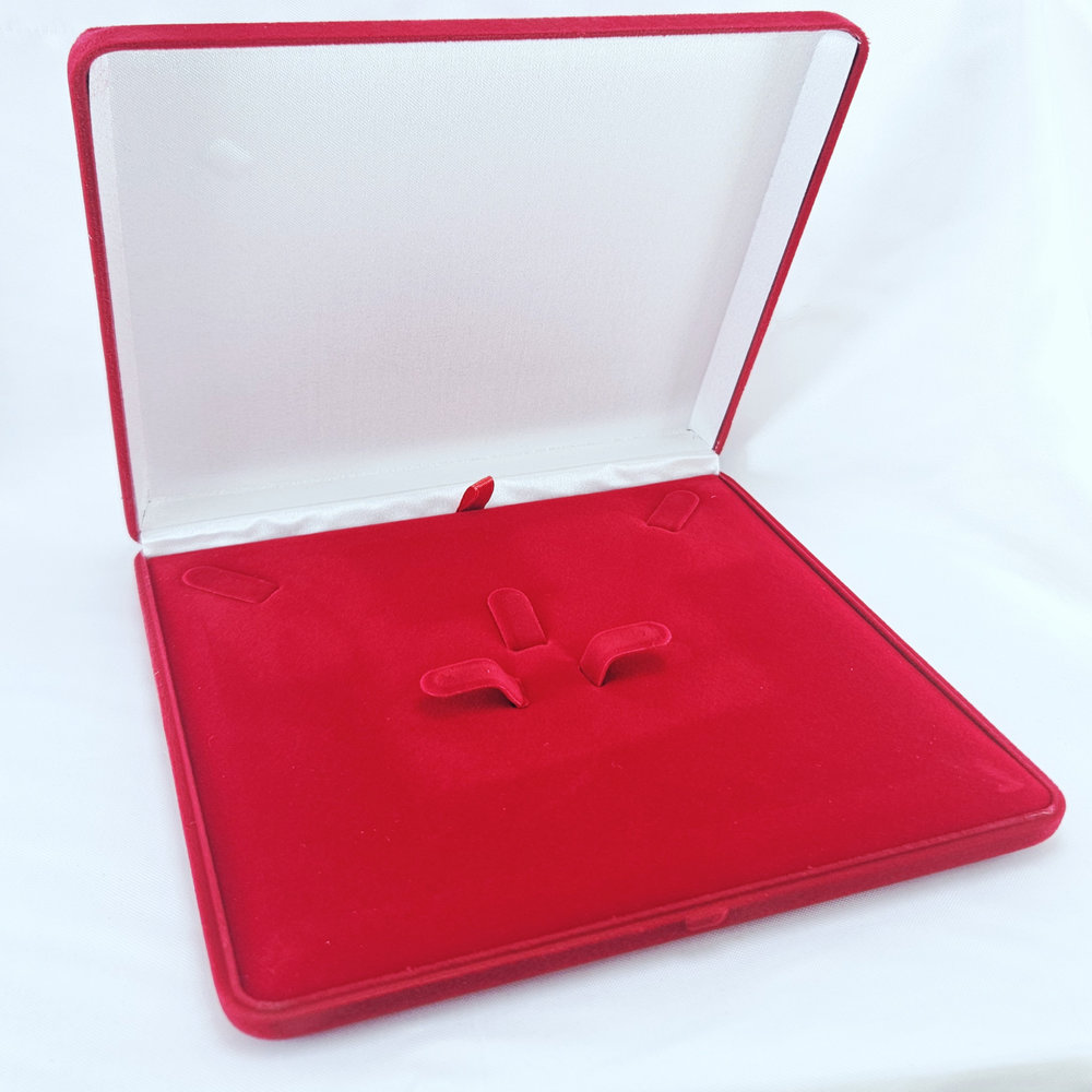 Caixa de veludo vermelha para conjunto