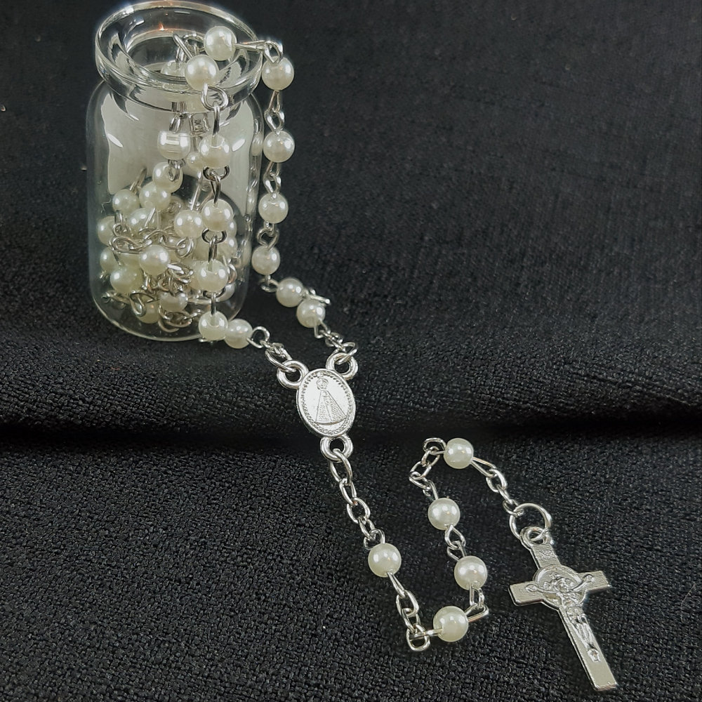 Terço com pedras cristal