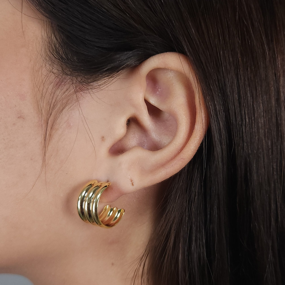 Argola fios triplo boleado dourado