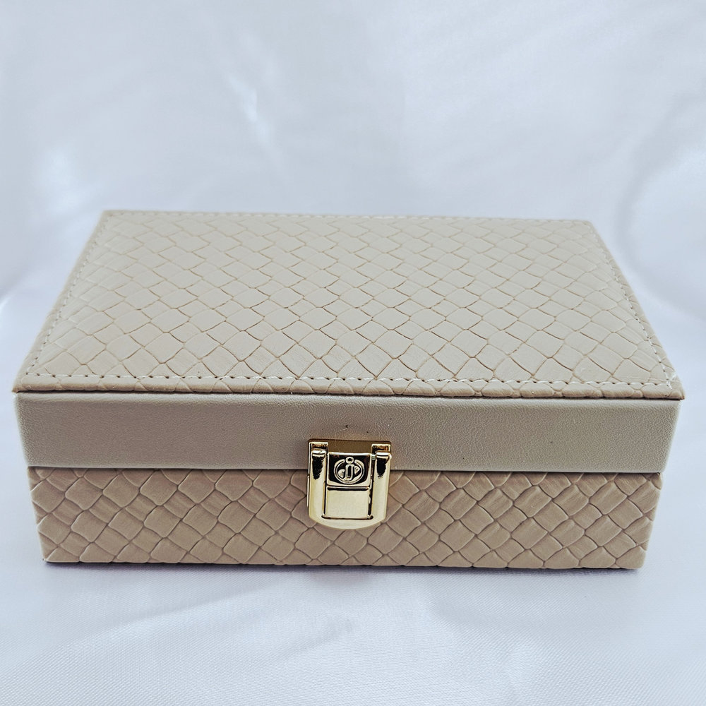 Estojo porta joias beje