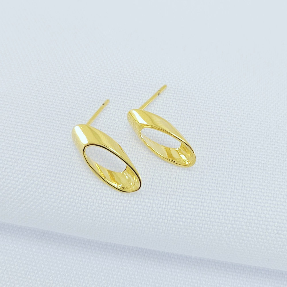 Brinco oval vazado - Imagem 2