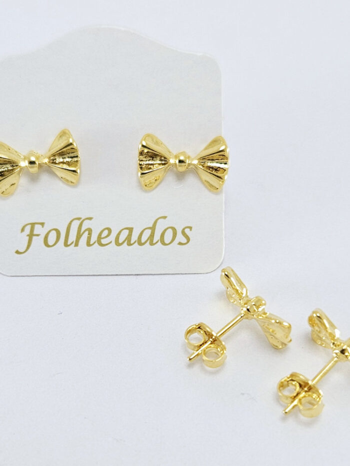 Brinco formato laço