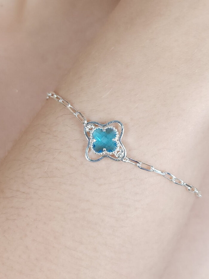 Pulseira trevo fio vazado