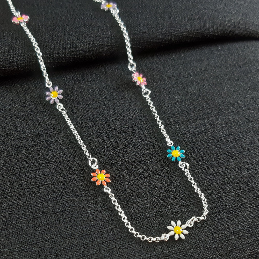 Gargantilha chocker com flor esmaltado colorido