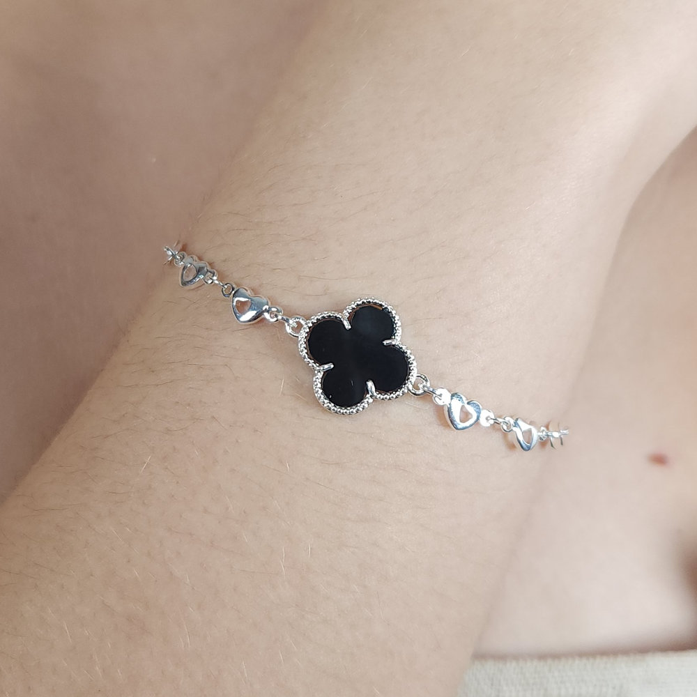 Pulseira elos corações com trevo borda detalhado - Imagem 5