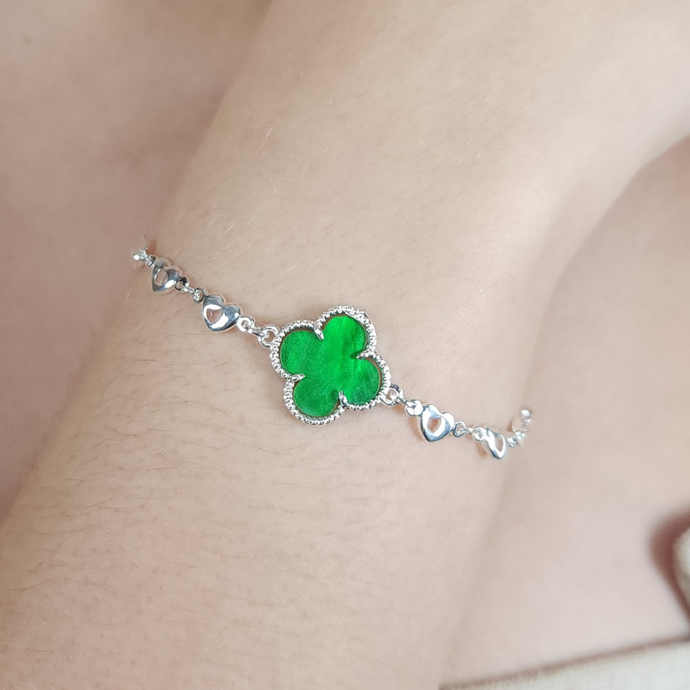 Pulseira elos corações com trevo borda detalhado - Imagem 3