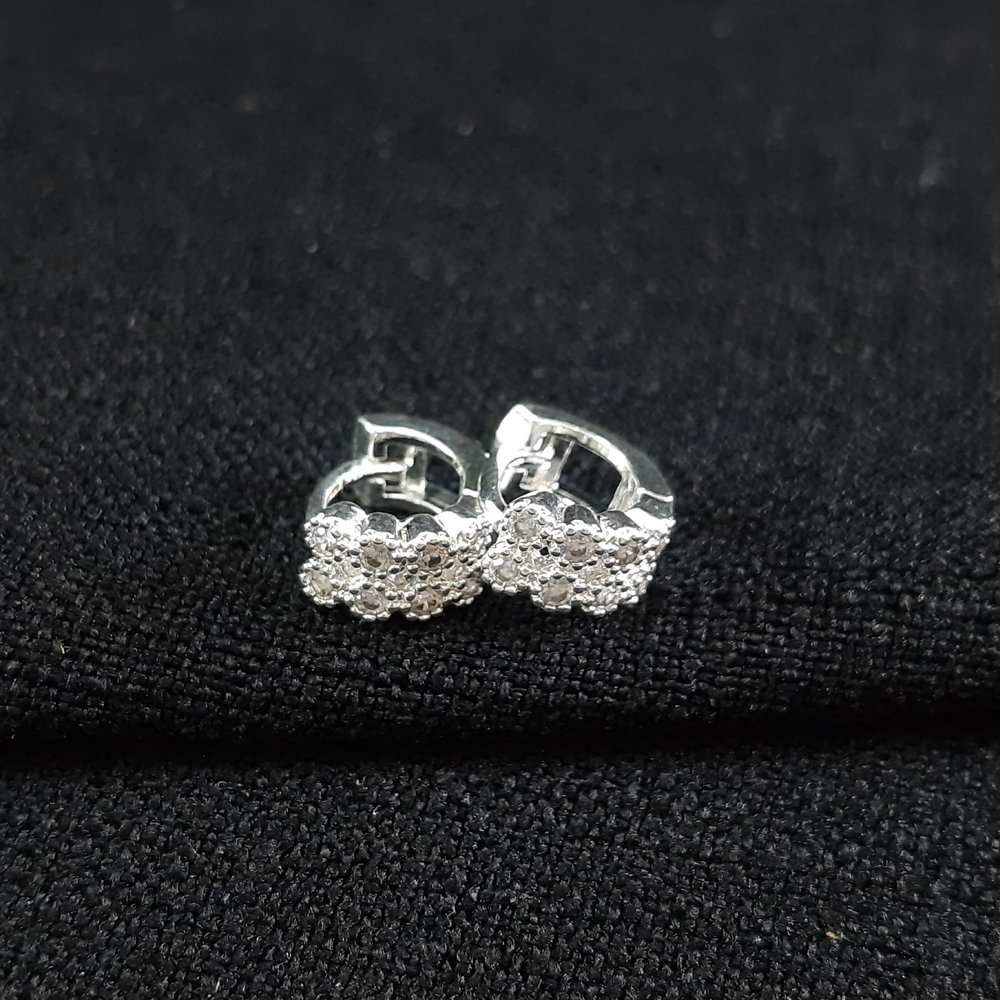 Argolinha frente cravejada