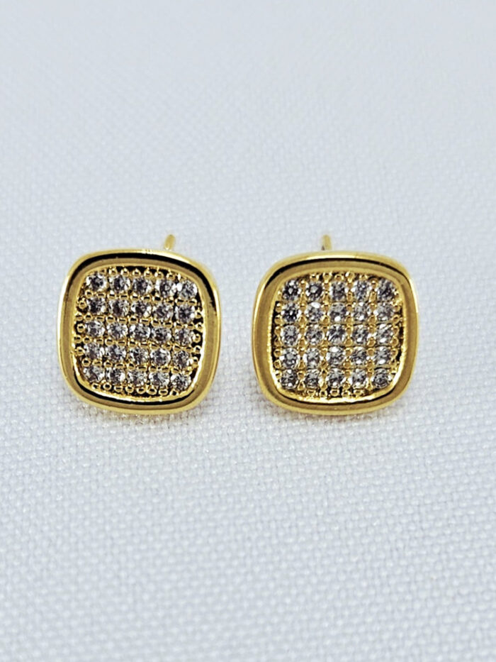 Brinco quadrado cravejado