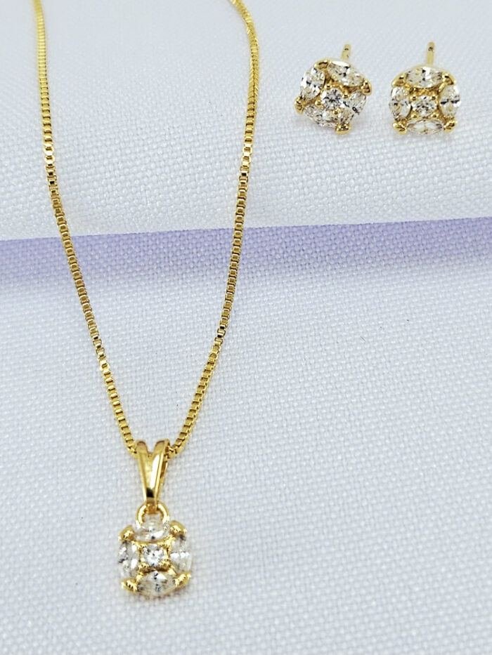 Conjunto redondo cravejado