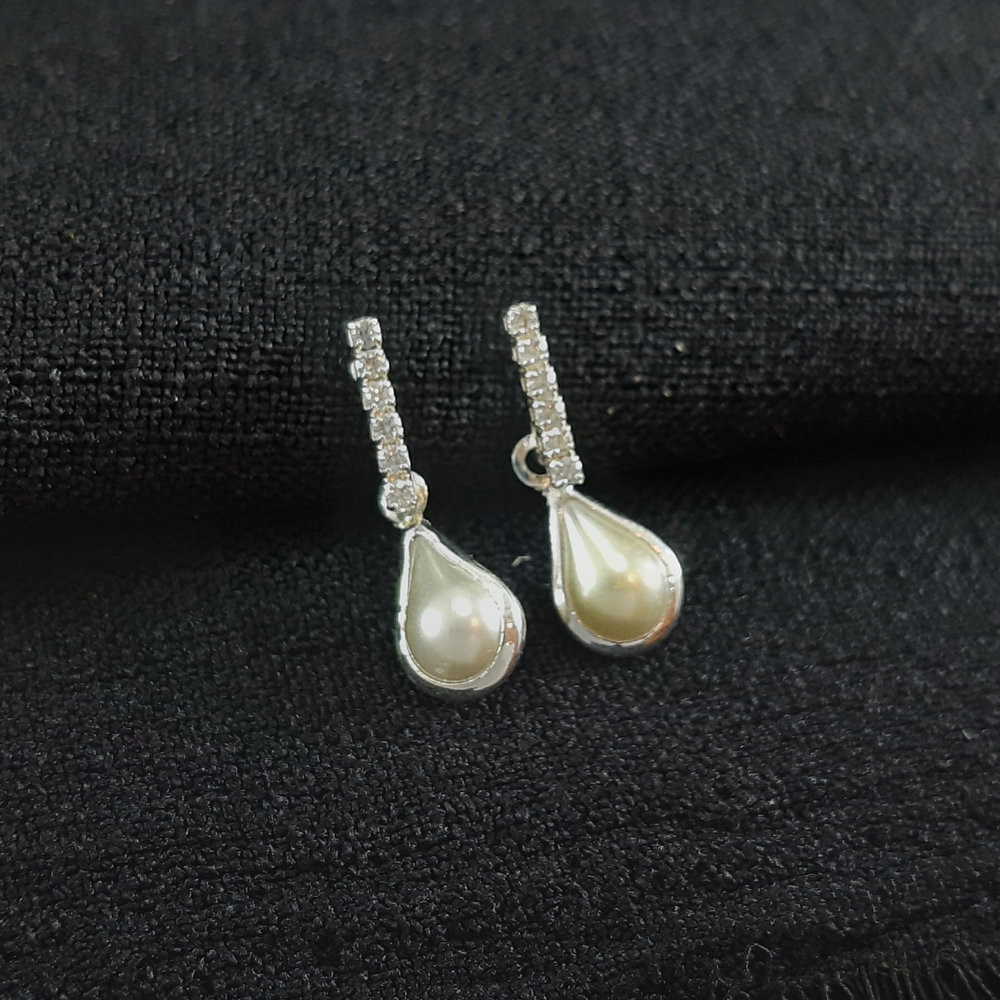 Brinco base riviera com perola