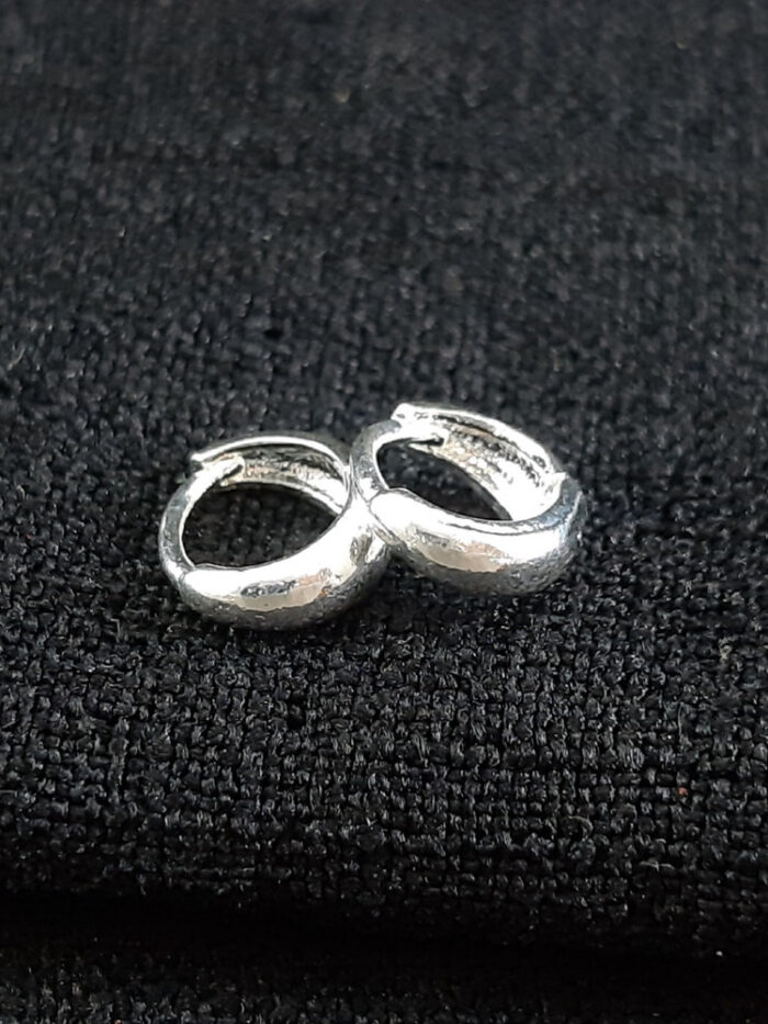 Brinco argolinha para cartilagem