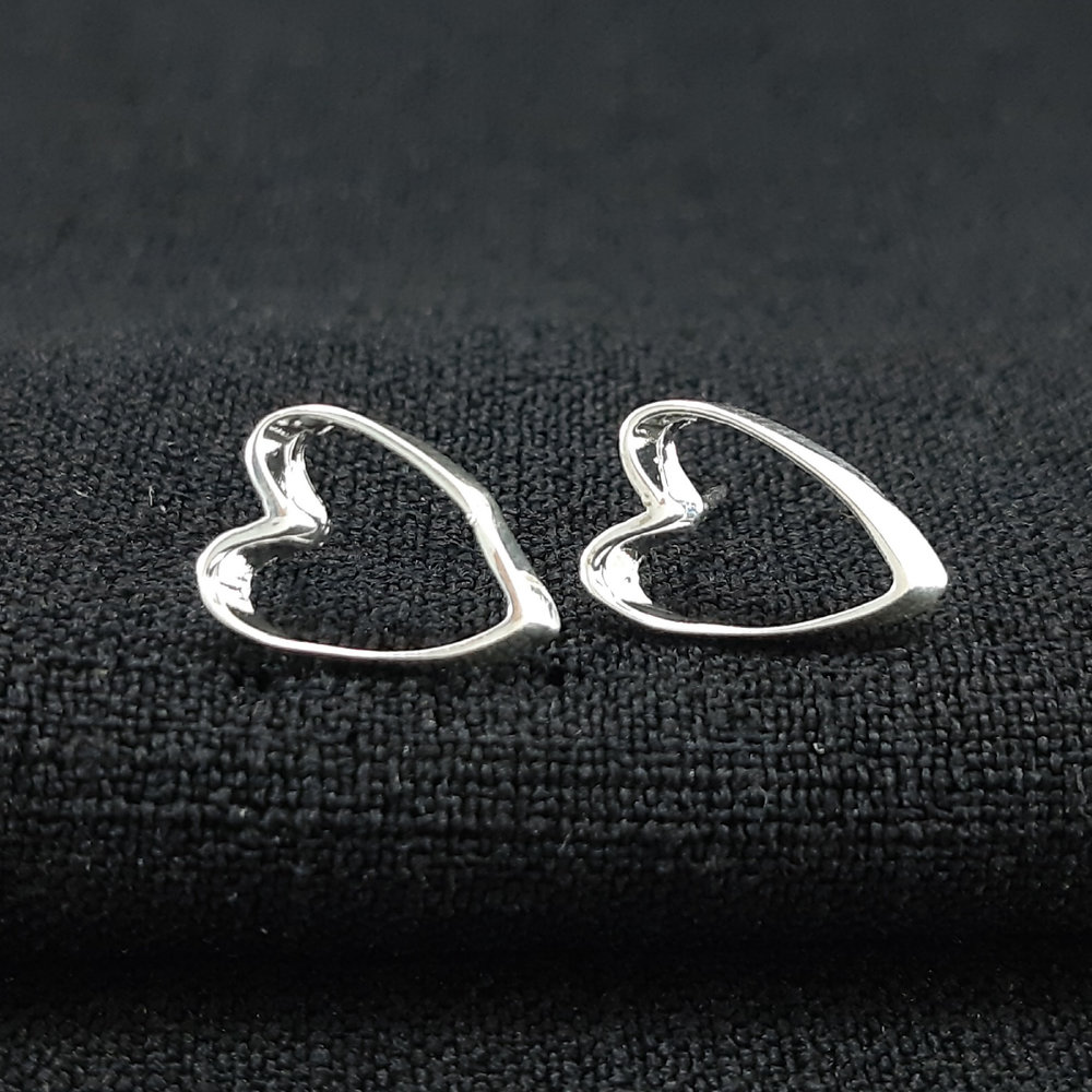 Brinco coração vazado - Imagem 2