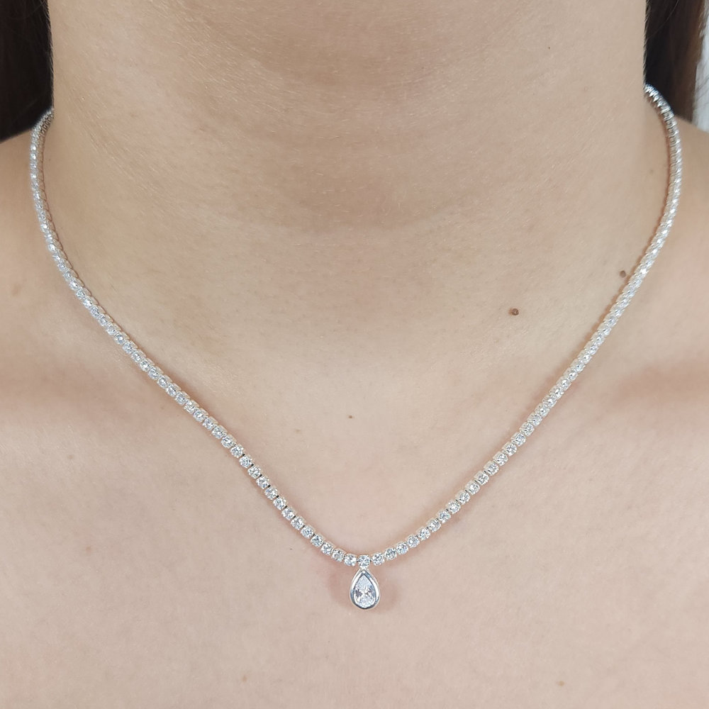 Gargantilha chocker riviera com gota cristal