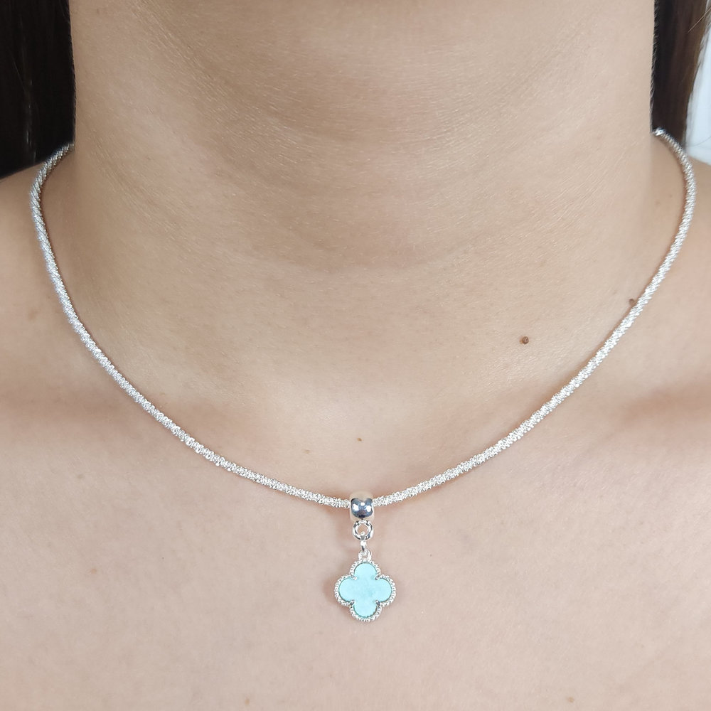 Garagantilha chocker trevo com elos trançados - Imagem 2