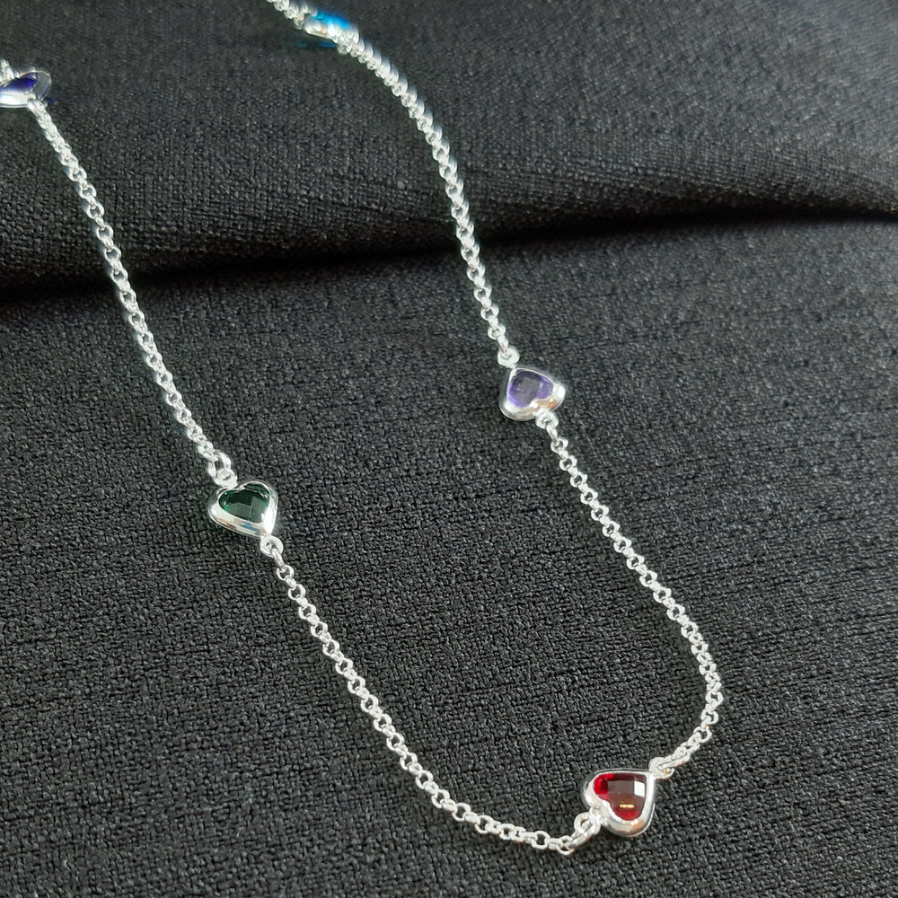 Gargantilha chocker corações colorido