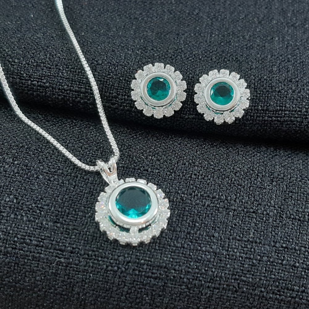 Conjunto redondo cravejado - Imagem 3