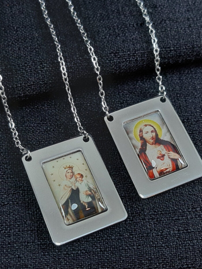 Escapulário N.S do Carmo e sagrado coração de jesus
