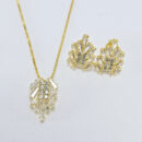 Conjunto estilo folha detalhe cristal