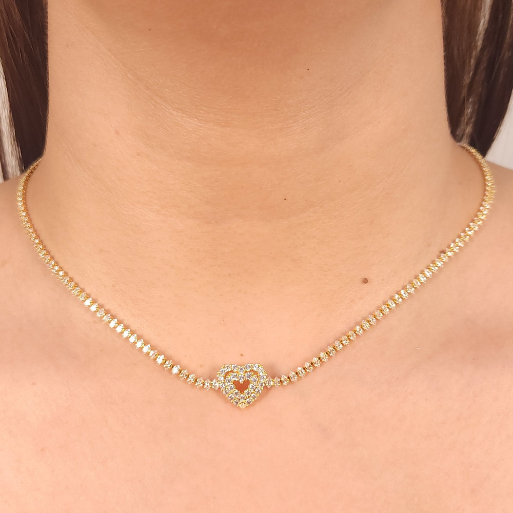 Gargantilha pedra navete com coração duplo cravejado