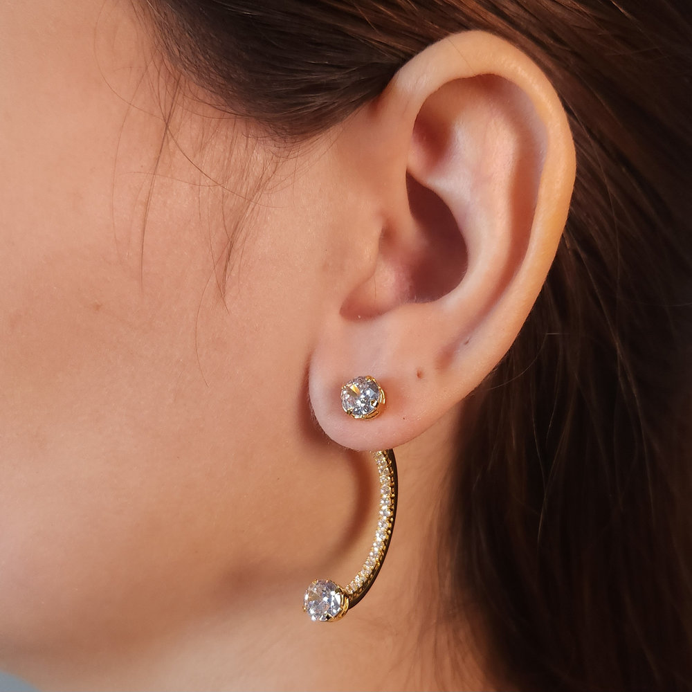 Brinco base ponto de luz com fio curvado