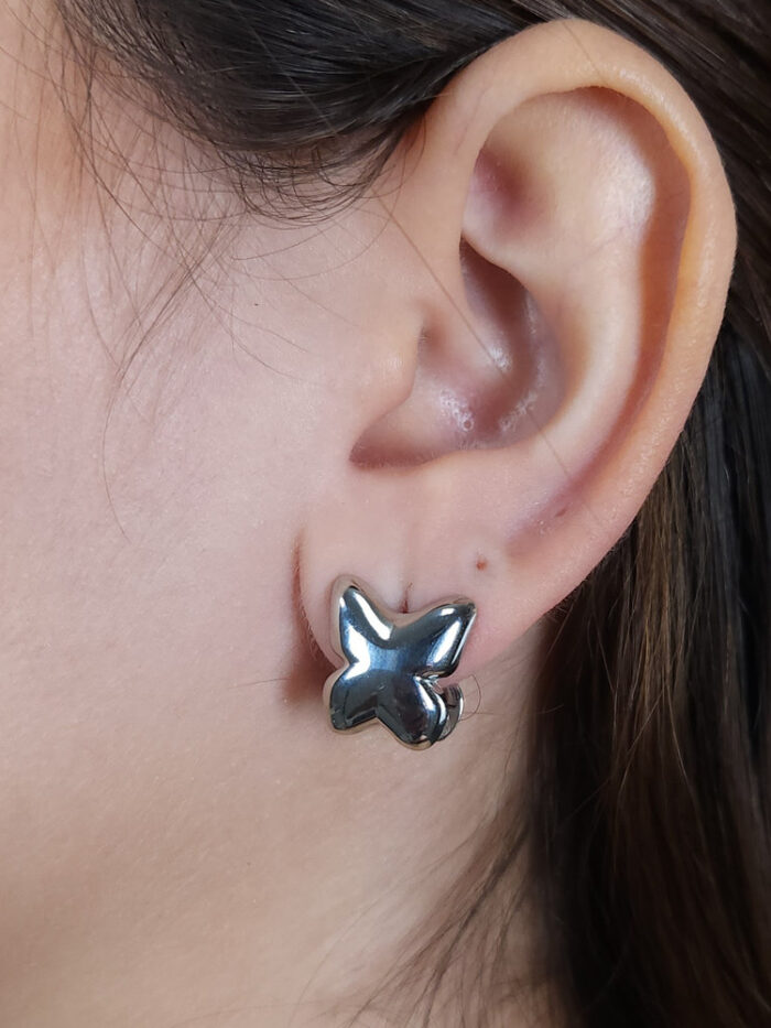 Brinco borboleta boleada