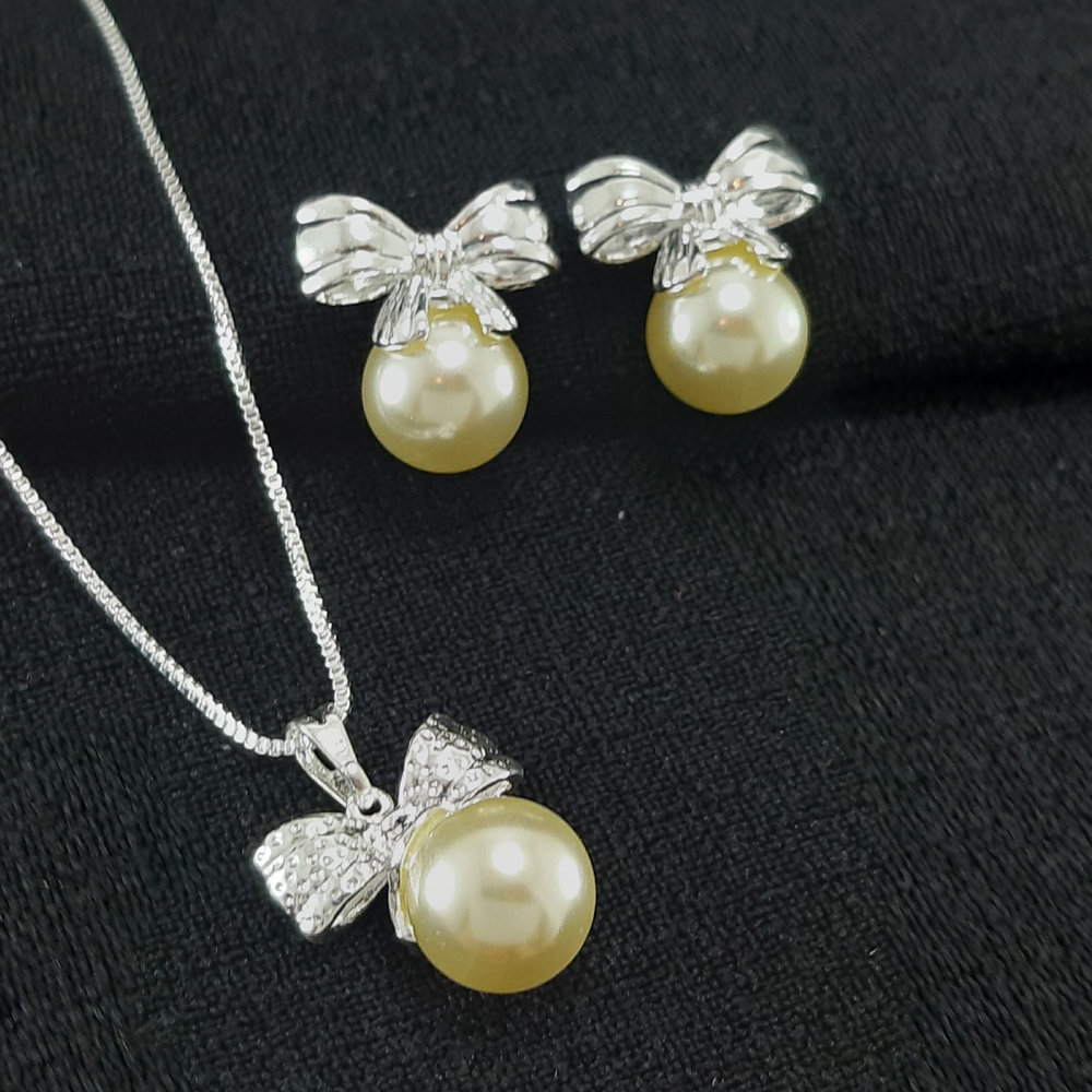 Conjunto laço com pérola