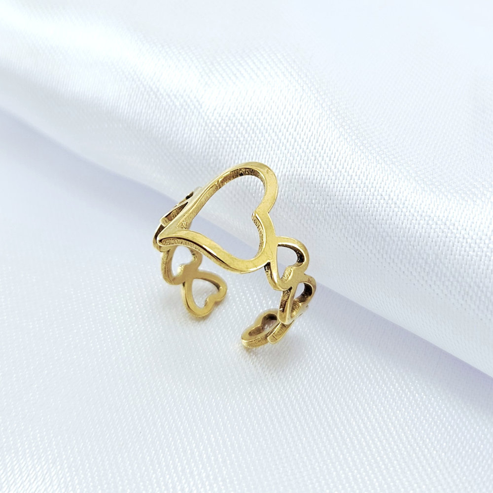 Anel fio corações dourado