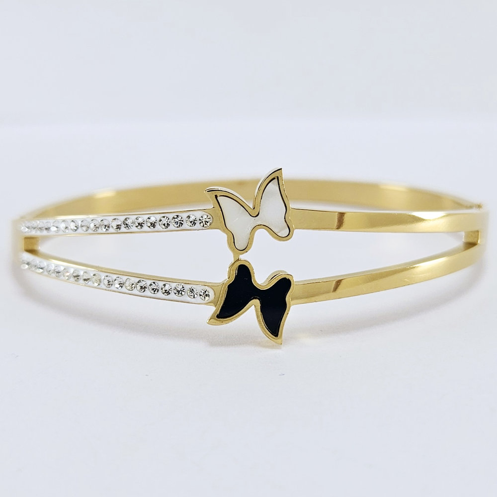 Bracelete fio duplo com pequenos cristais e borboleta