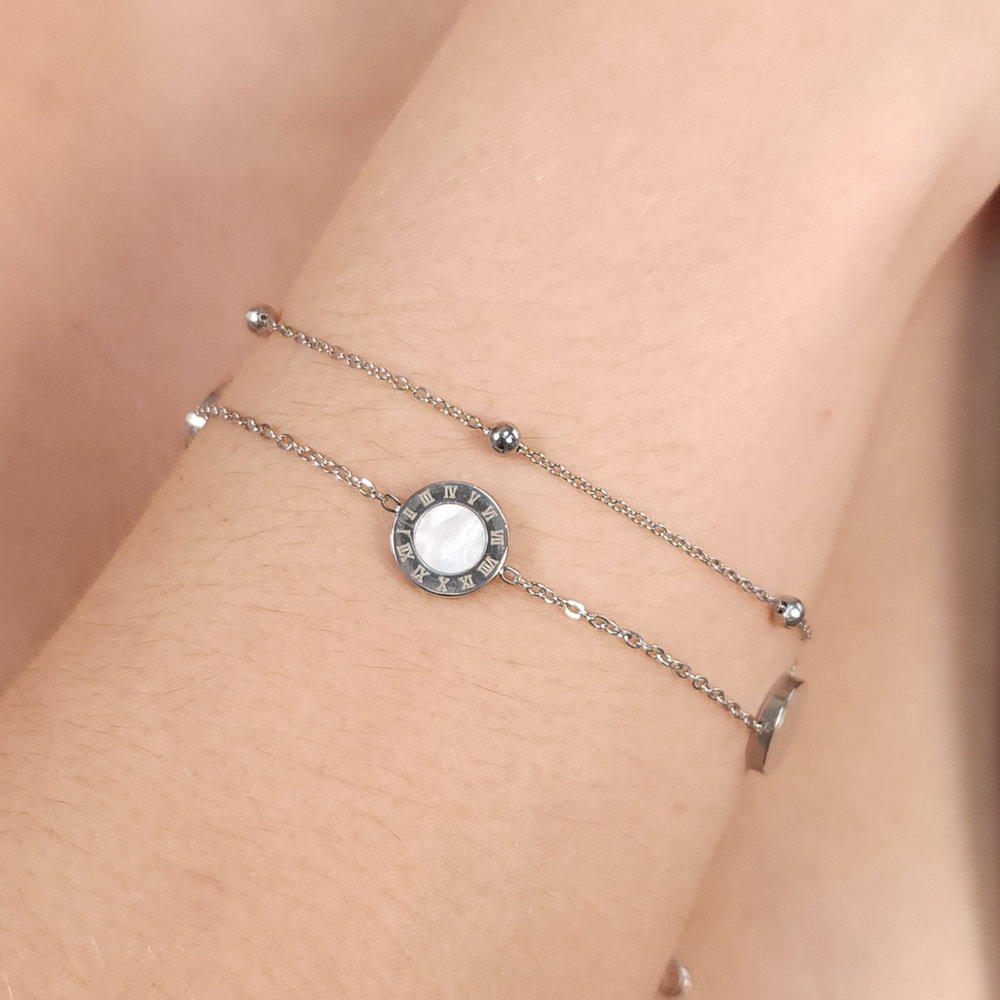 Pulseira dupla bolinha com cículos borda detalhada