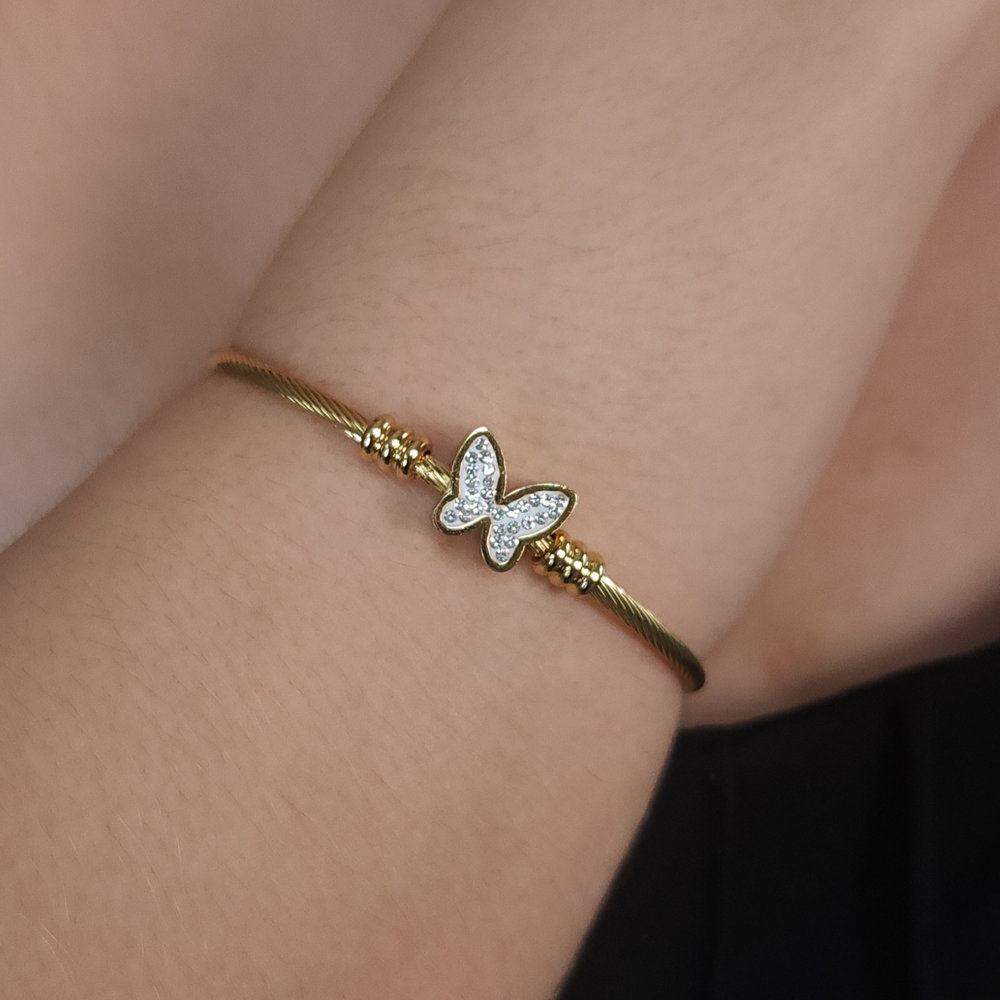 Pulseira detalhe borboleta detalhada regulavel