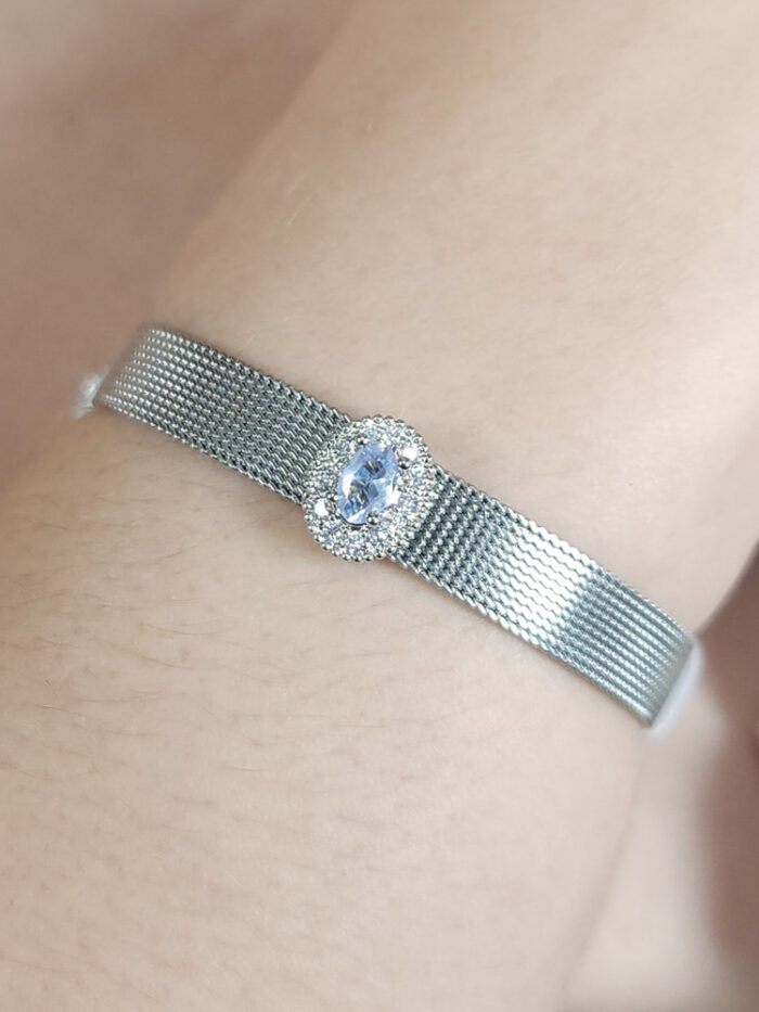 Pulseira estilo relógio pingente oval prateado