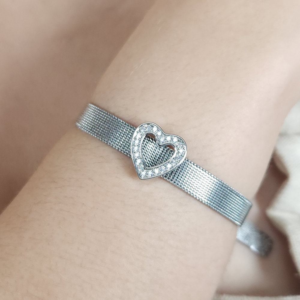 Pulseira estilo relógio coração prateado fio cravejado