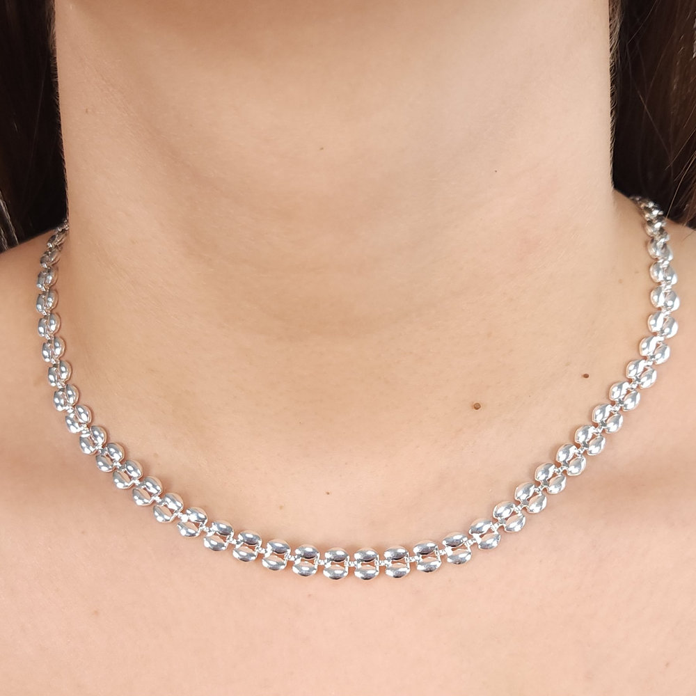 Gargantilha chocker detalhe oval duplo chapeado