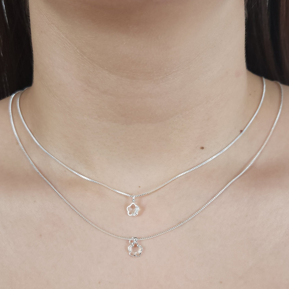 Gargantilha veneziana dupla com flor cristal